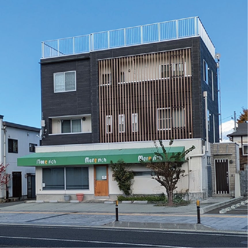 モアーリッチ薬師町店